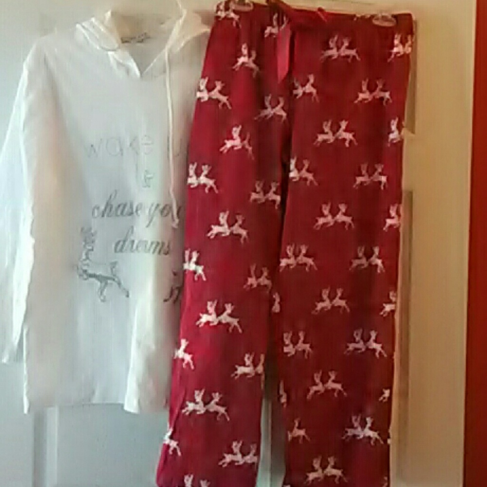 JEFFREY BANKS HOLIDAY Pajamas